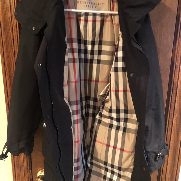 Burberry Britt women’s nylon coat - Picture 2 of 3